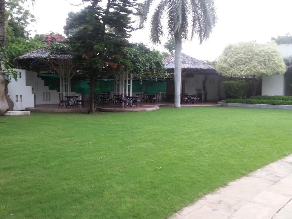 The Meadows Resort And Spa Aurangábád Kültér fotó
